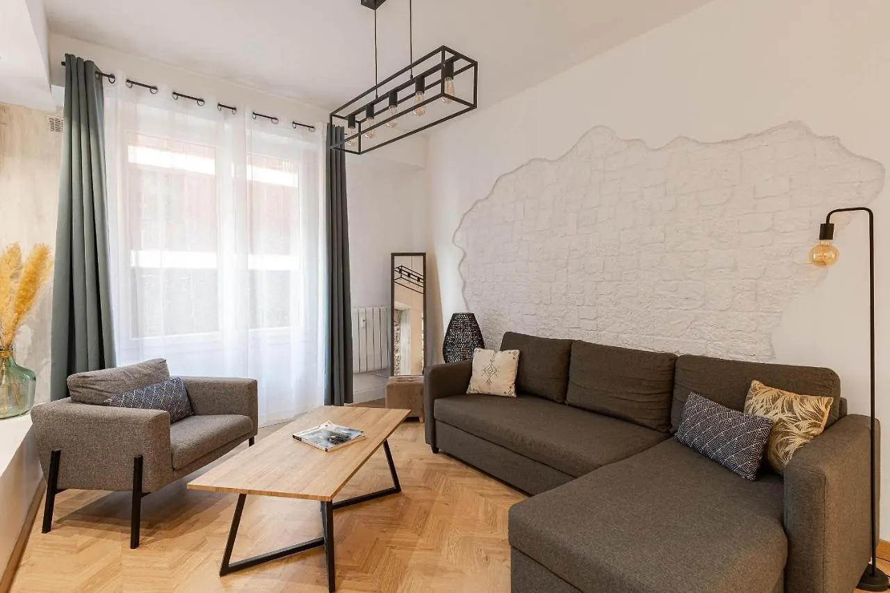 Gorgeous 2 Bedrooms Apt Great Kitchen, City Center Nice 0*,  France